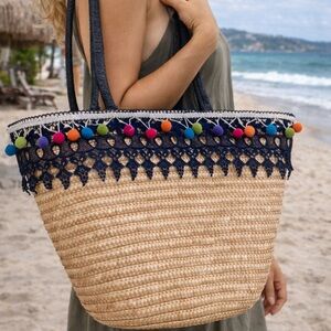 Colorful Pom-Pom Straw purse